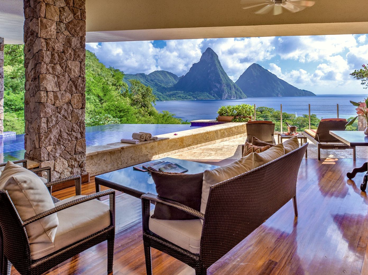 Jade Mountain St Lucia hotels with the best view