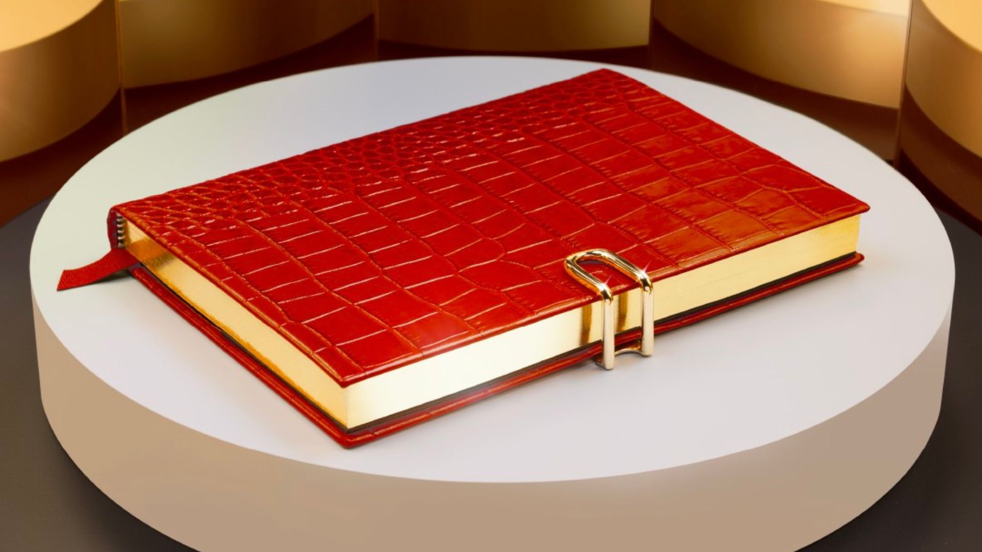 10 Designer Luxury Diaries And Notebooks Luxsphere